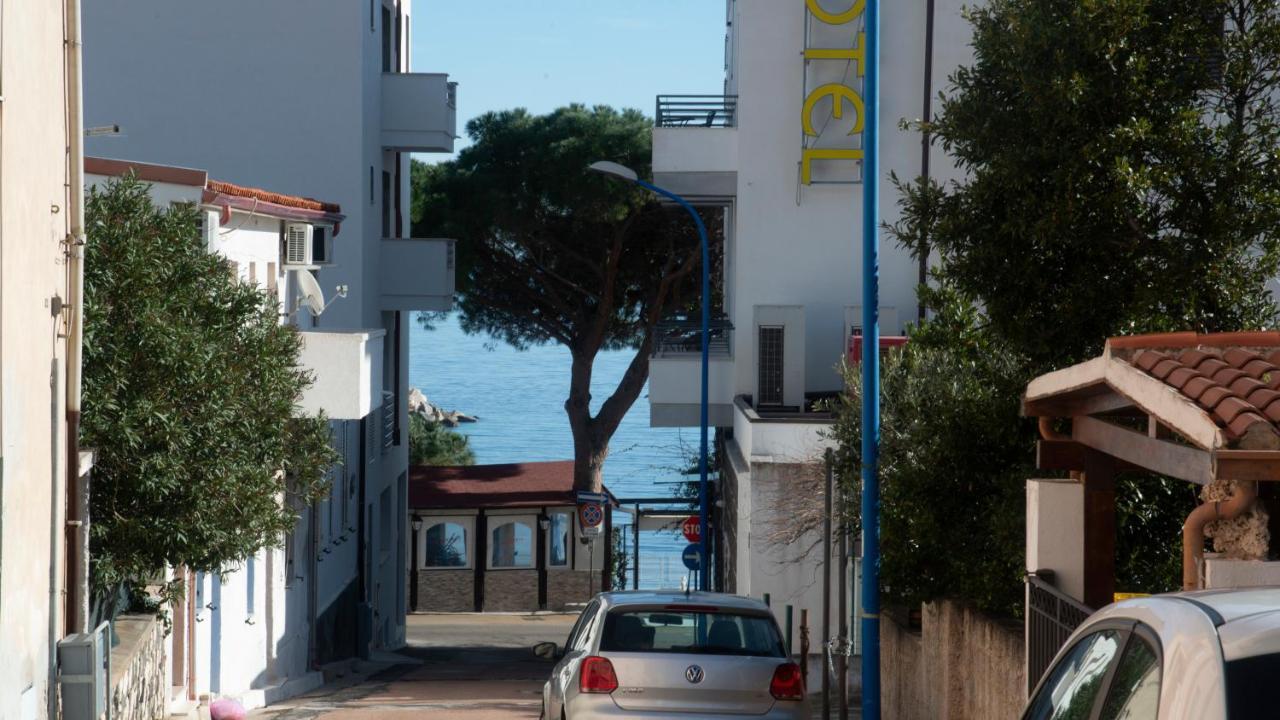 Oasi In Centro - Cala Gonone Appartement Buitenkant foto