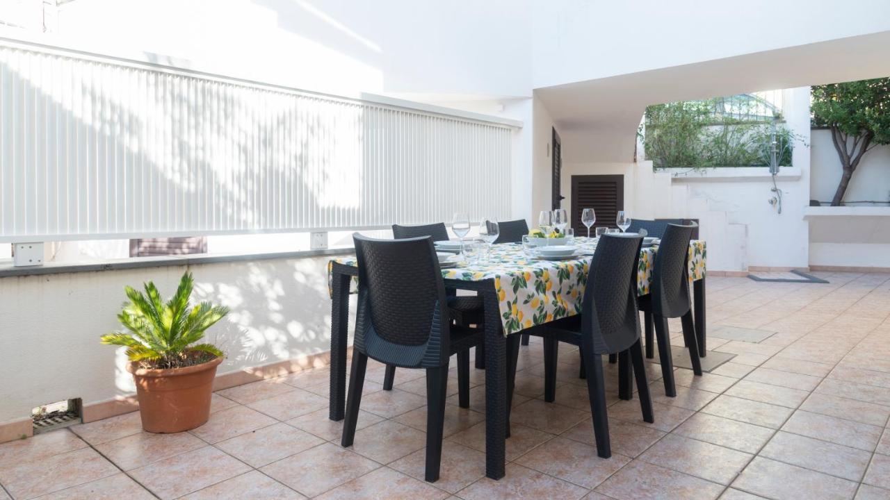 Oasi In Centro - Cala Gonone Appartement Buitenkant foto