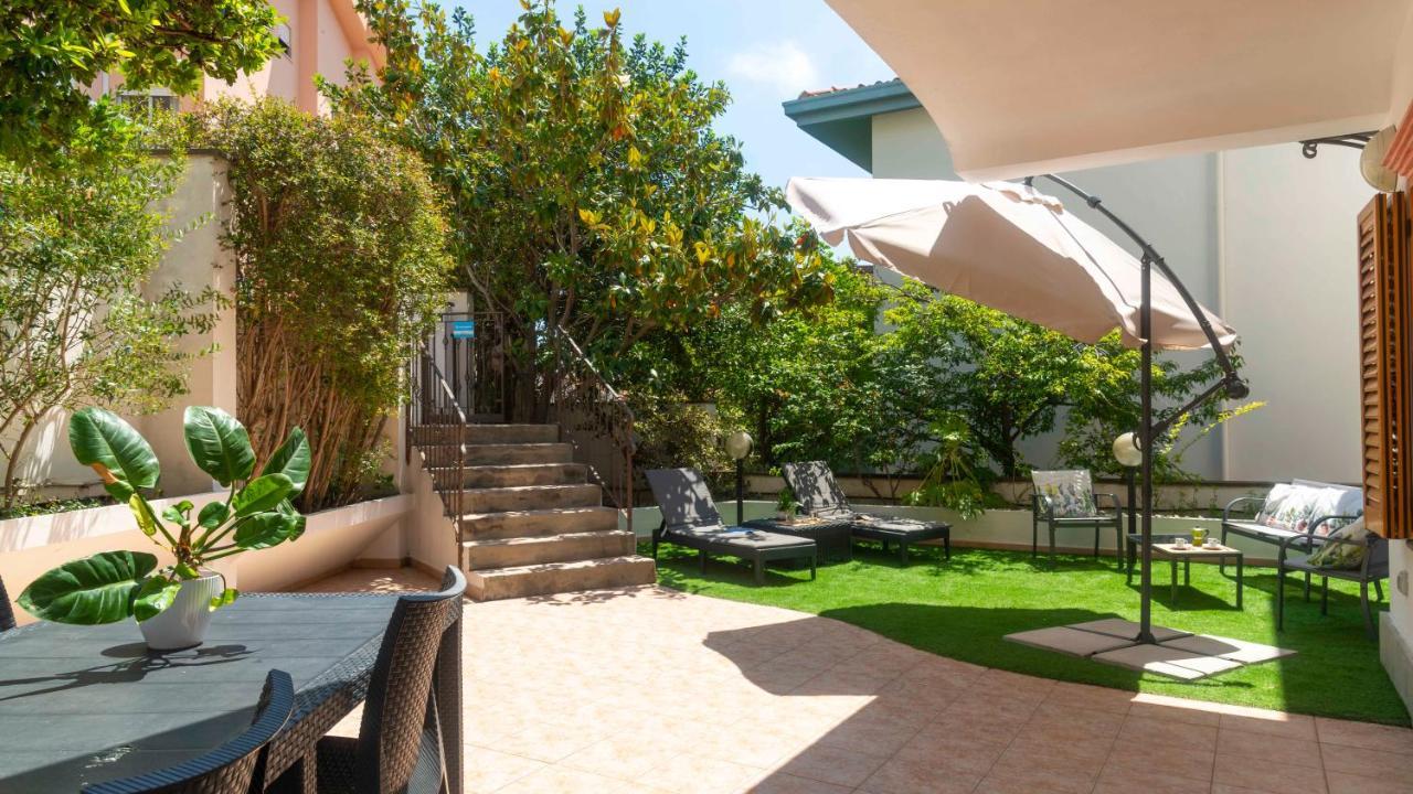 Oasi In Centro - Cala Gonone Appartement Buitenkant foto